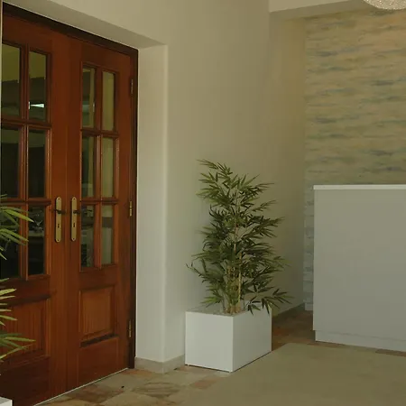 Dom Lourenco Areia Branca