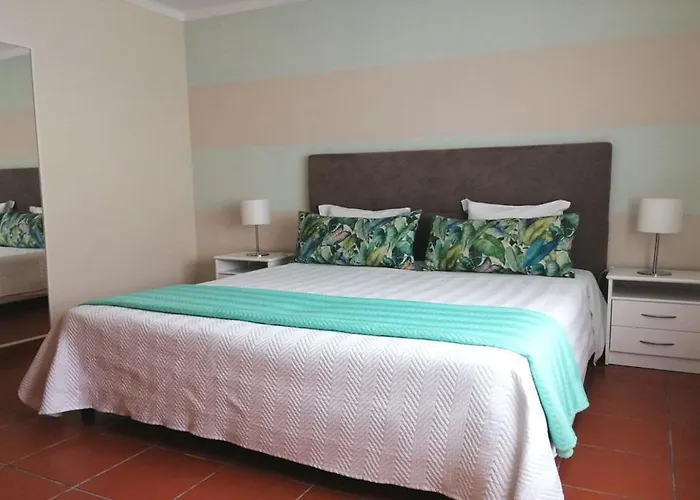 Dom Lourenco 阿雷亚布兰卡