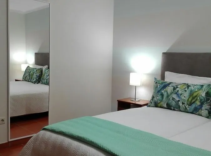 酒店 Dom Lourenco 2*