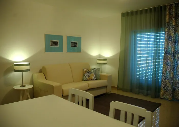 Dom Lourenco 2* 阿雷亚布兰卡